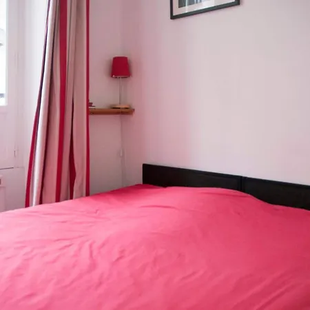 Charming Batignolles Neighborhood Apartman